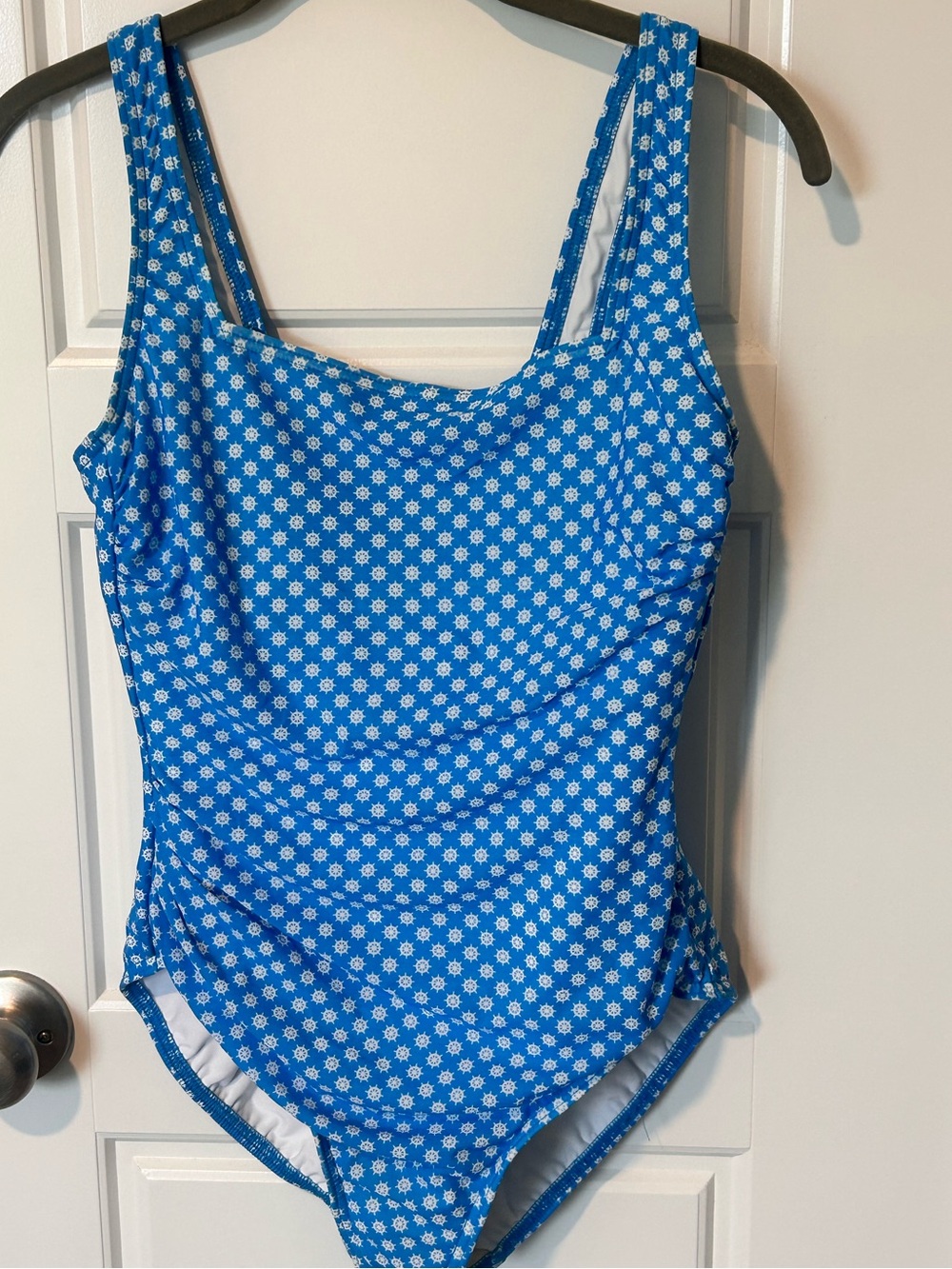 MIRACLESUIT One piece blue and white swimsuit Size 10.